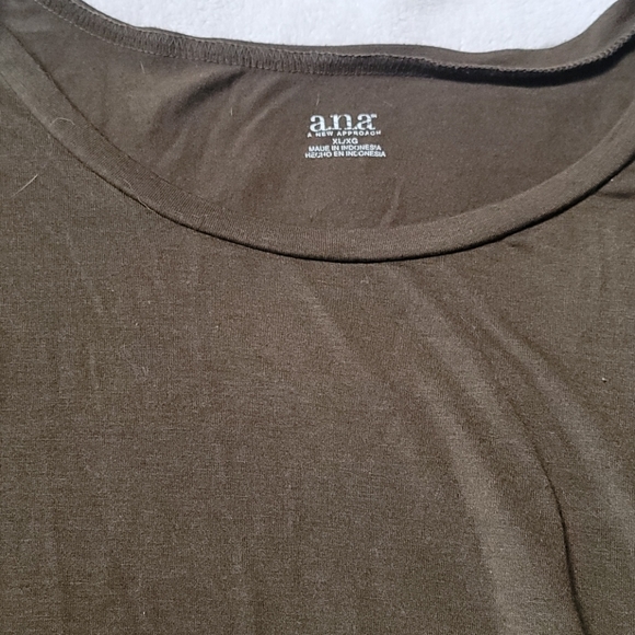 Ruffle sleeve t-shirt - Picture 1 of 2